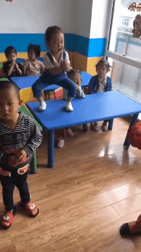 没少去夜店嗨吧爆笑gif搞笑图片