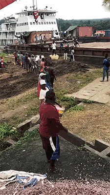 一上午的活他们三天就干完了爆笑gif搞笑图片