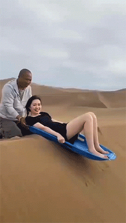 这才是假期的正确打开方式爆笑gif搞笑图片