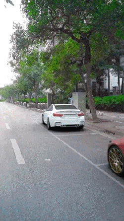 备胎就要有备胎的作用爆笑gif动图爆笑gif搞笑图片