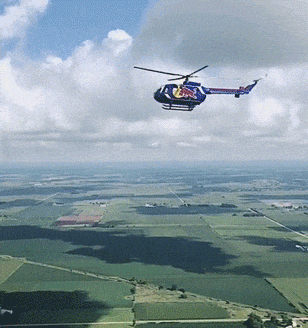 有钱而且不怕死，符合这两点才敢这么玩吧爆笑gif动图爆笑gif搞笑图片