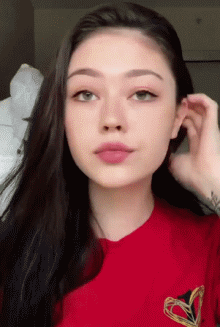 女主播卸妆用力过猛的后果，太可怕了！爆笑gif动图爆笑gif搞笑图片