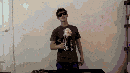 那么哪里可以买呢爆笑gif动图爆笑gif搞笑图片