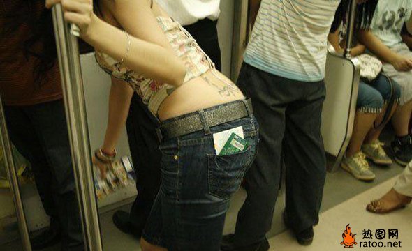 搞笑地铁图片爆笑gif搞笑图片