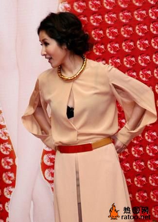 走光图片爆笑gif搞笑图片