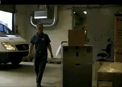 二笔青年上班睡觉爆笑gif搞笑图片