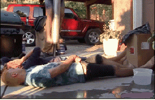 快看看，还能不能挺起来爆笑gif搞笑图片