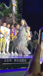 卧槽，这虎娘们有点彪啊爆笑gif搞笑图片