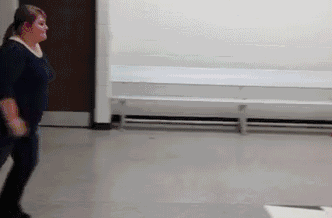 不作就不会死爆笑gif搞笑图片