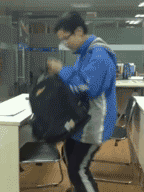 下班的时候是最快乐的爆笑gif搞笑图片