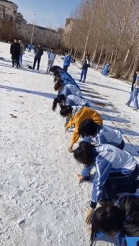 这就是真正的一开始就已经输在起点爆笑gif搞笑图片