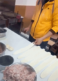 外卖小哥做饭的动图爆笑gif搞笑图片