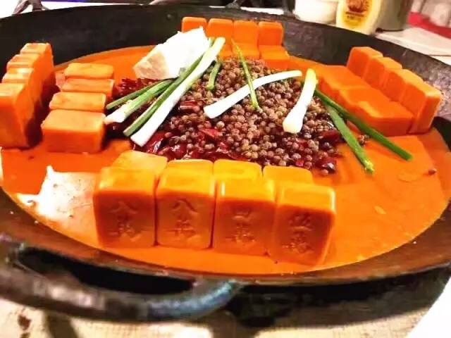 搞笑的麻将火锅底料图爆笑gif搞笑图片