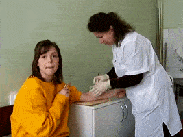 打针的搞笑动图爆笑gif搞笑图片