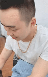 搞笑的大金链子gif图爆笑gif搞笑图片