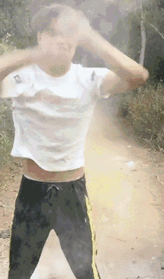 杀马特尬舞的搞笑动图爆笑gif搞笑图片