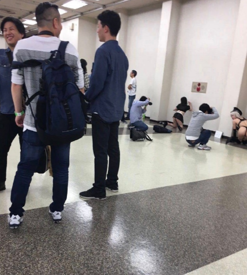 搞笑内涵有亮点的美女图片爆笑gif搞笑图片