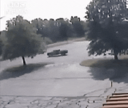 飞机坠落的搞笑动图爆笑gif搞笑图片