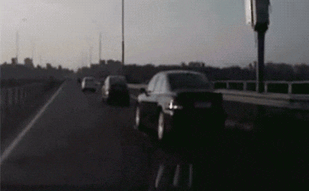 骑摩托车的搞笑动图爆笑gif搞笑图片