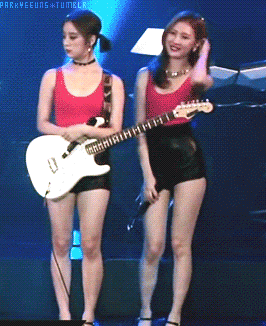 韩国美女女团宫斗的搞笑GIF动图爆笑gif搞笑图片