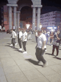 广场舞大爷大妈尬舞的搞笑动图爆笑gif搞笑图片