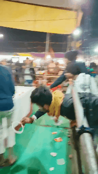 啊三开挂了，老板你不能给爆笑gif搞笑图片