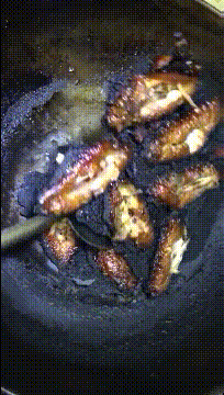 本来想给老公做个鸡翅的结果...爆笑gif搞笑图片