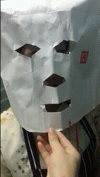 老婆说不想变成黄脸婆，结果我给她一个这个...爆笑gif搞笑图片