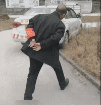 教练：我手机，把车挪开爆笑gif搞笑图片