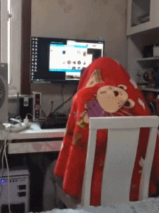 单身久了之后自然变成狗了爆笑gif搞笑图片