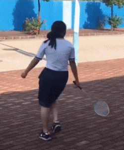 打了半天你就赢一个球就这么飘爆笑gif搞笑图片