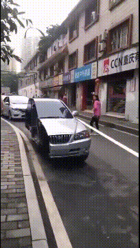 跟男朋友离婚说好的平分爆笑gif搞笑图片