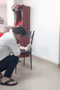 这样搞自己女朋友真的好吗？爆笑gif搞笑图片