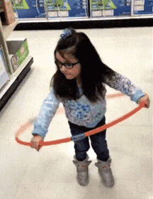 用灵魂甩呼啦圈爆笑gif搞笑图片