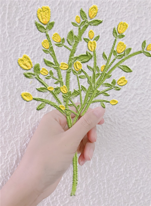 手握创意涂鸦鲜花花束图片大全创意gif搞笑图片