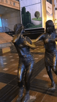 猜猜哪个是真的创意gif搞笑图片