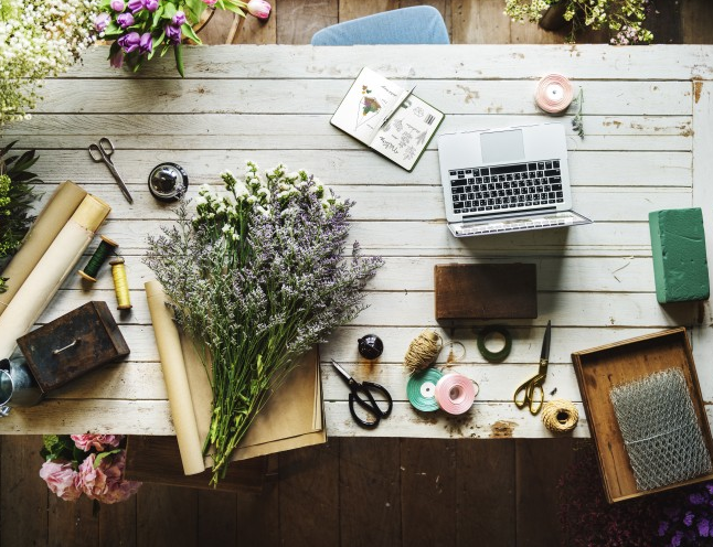 创意鲜花工作台设计高清图片素材创意gif搞笑图片