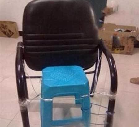 搞笑创意的椅子图创意gif搞笑图片