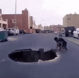 创意的马路3d涂鸦GIF图创意gif搞笑图片