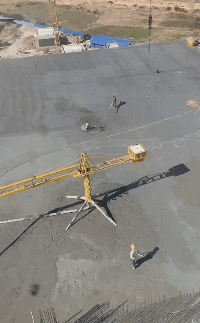 这是个什么东西，怎么自己嗨起来了创意gif搞笑图片