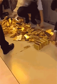 这样的砖让我搬的话，请给我派辆车来，有多少我搬多少创意gif搞笑图片