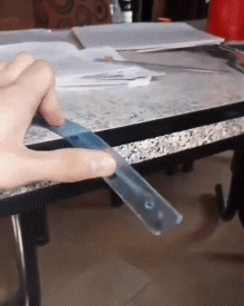 请问大神们，这是什么原理创意gif搞笑图片