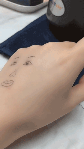 现在的美颜可真神奇，大家请看创意gif搞笑图片