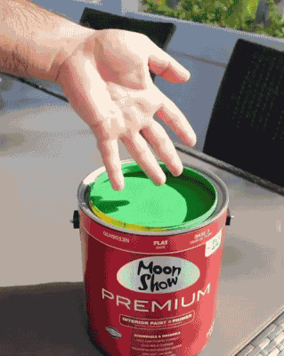 眼睛不要眨，神奇的一幕就要发生了创意gif搞笑图片