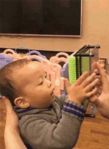 这老爸简直是太过分了恶搞gif搞笑图片