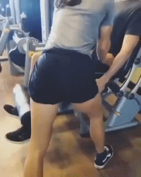 这年头防小三还得防男的恶搞gif搞笑图片