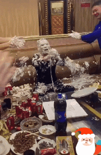 过回生日像去了趟面粉厂恶搞gif搞笑图片