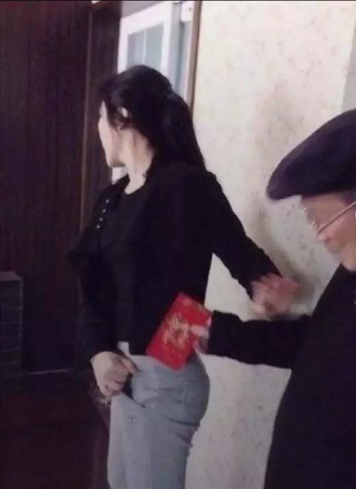 拒收长辈红包恶搞图片恶搞gif搞笑图片