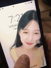 美女接吻亲亲手机动态壁纸恶搞gif图恶搞gif搞笑图片