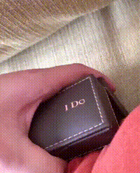 铁项链的礼物恶搞gif图恶搞gif搞笑图片